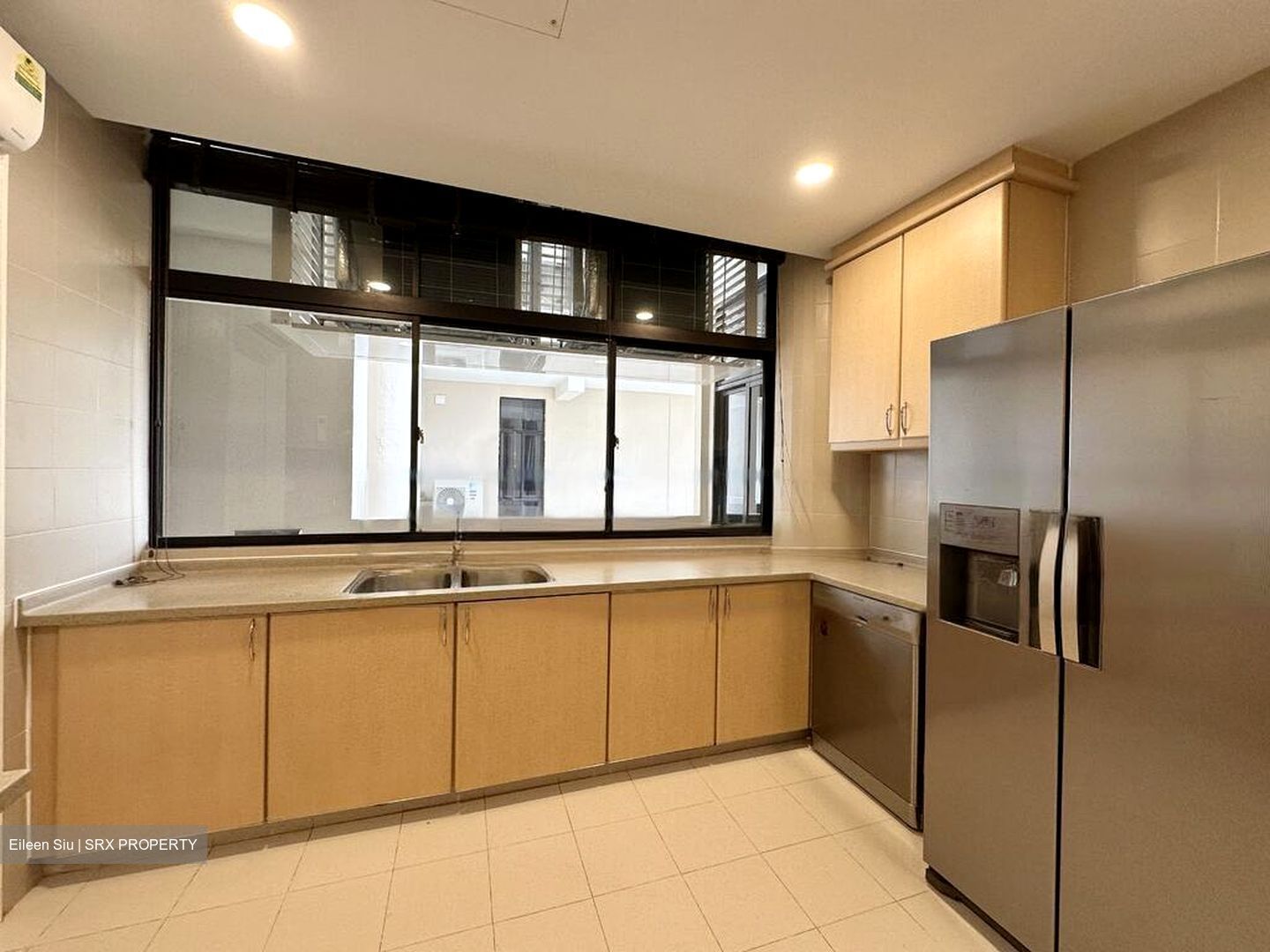 The Colonnade (D10), Condominium #447668761